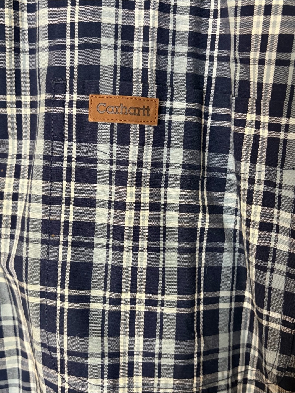 Carhartt Men’s Navy and Cream Plaid Short-Sleeve Button-Up Shirt XL - Picture 4 of 8